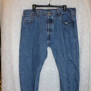 Levi Strauss & Co. mens jeans 501 buttonfly 38x30